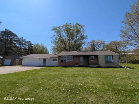 6394 Curtis, Bridgeport, MI 48722
