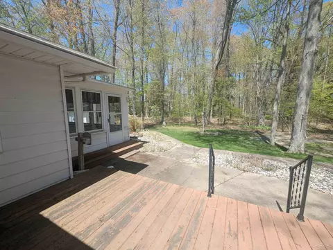 Exterior - 12232 Palatial, Freeland, MI 48623 photo 4 of 8