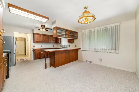 Kitchen - 12232 Palatial, Freeland, MI 48623 photo 1 of 2