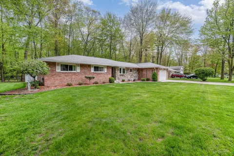 Exterior - 12232 Palatial, Freeland, MI 48623 photo 2 of 8