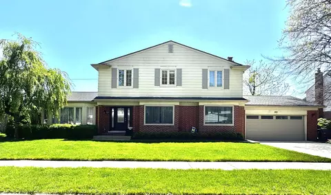 921 S Rosedale, Grosse Pointe Woods, MI 48236