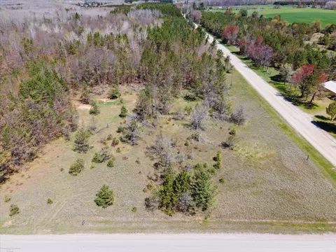 Hottis, Whittemore, MI 48770 photo 11