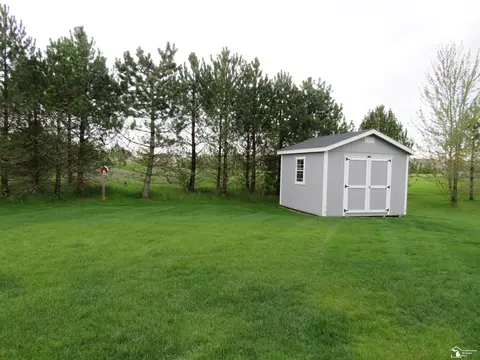 465 Corinth, Dundee, MI 48131 photo 19