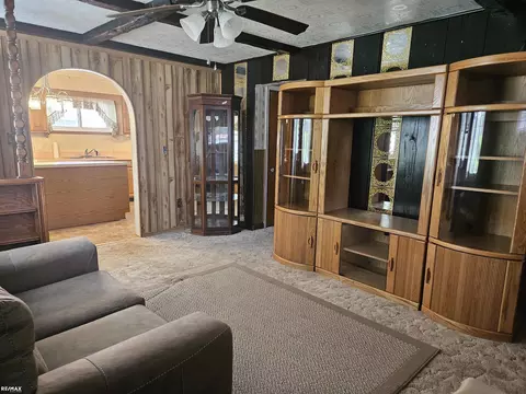 Living - 11215 Edgemont, Warren, MI 48089 photo 1 of 3