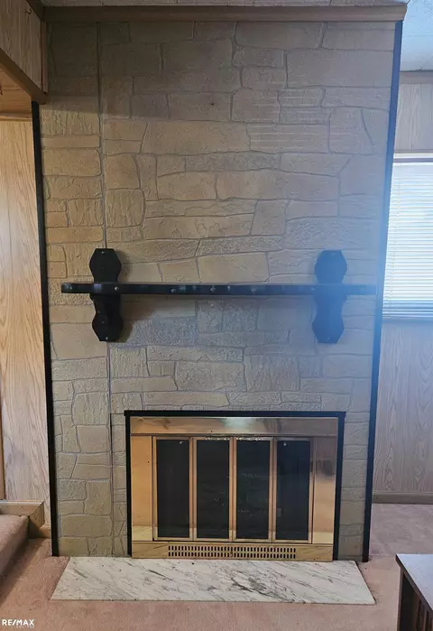 Living - 11215 Edgemont, Warren, MI 48089 photo 3 of 3