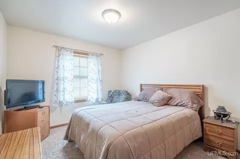 Bedroom - n7062 Maple Tree Lane, Au Train, MI 49806 photo 4 of 9