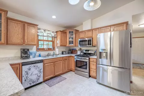 Kitchen - n7062 Maple Tree Lane, Au Train, MI 49806 photo 1 of 6