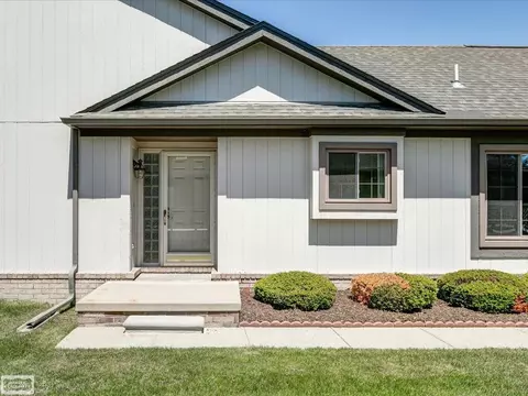 13407 Highland, Sterling Heights, MI 48312