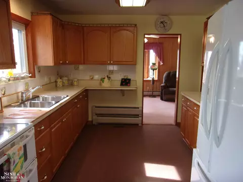 5536 Pointe Tremble, Clay, MI 48001 photo 19