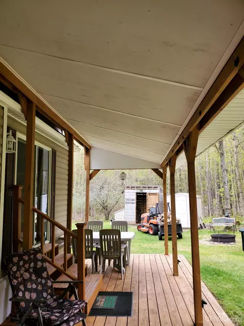E4381 23rd, Chatham, MI 49816 photo 4
