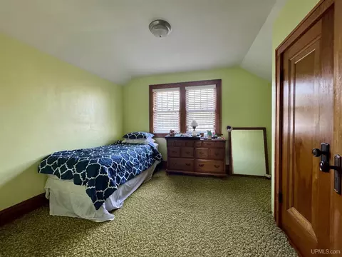 116 S 2nd, Escanaba, MI 49829 photo 16