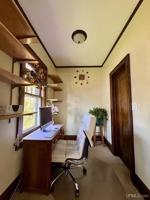 116 S 2nd, Escanaba, MI 49829 photo 6