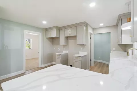 1431 E Oliver, Owosso, MI 48867 photo 16