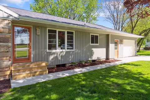 1431 E Oliver, Owosso, MI 48867 photo 5