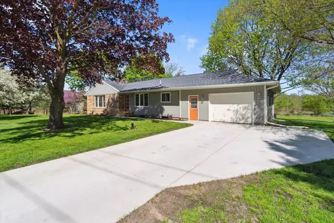 1431 E Oliver, Owosso, MI 48867 photo 4