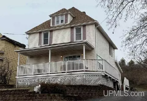 112 Rock, Negaunee, MI 49866
