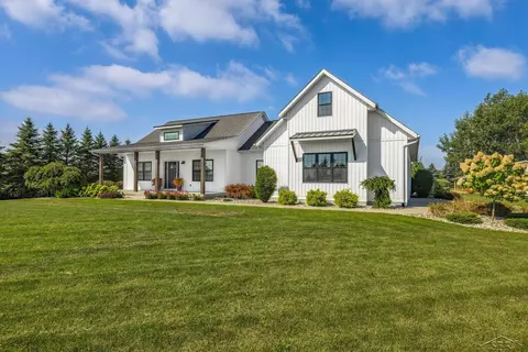 5353 N Graham, Freeland, MI 48623