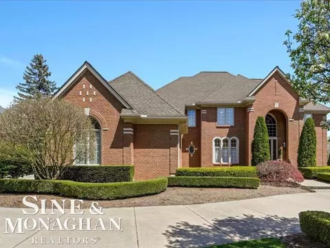 5561 Brookside, Washington Township, MI 48094