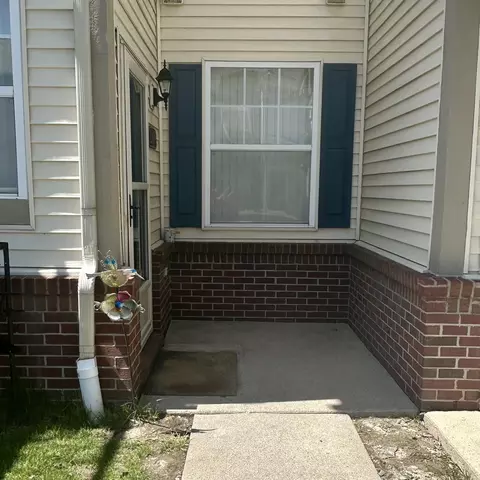 12409 First, Southgate, MI 48195