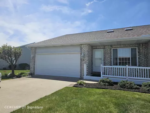 5966 Red Feather, Bay City, MI 48706