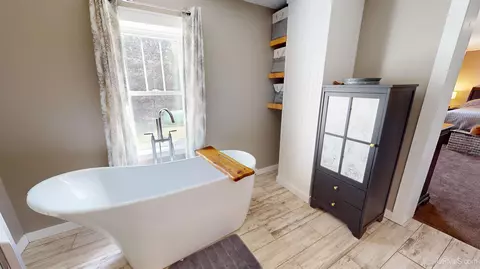 Bath - 500 N Westwood, Ishpeming, MI 49849 photo 4 of 6