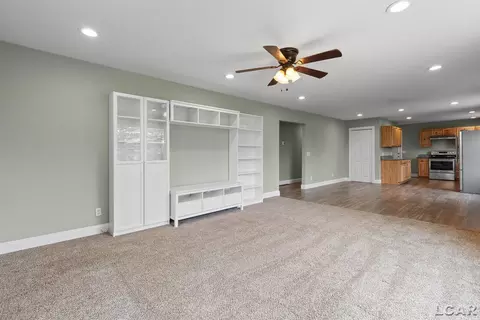 Living - 8080 Burton, Adrian, MI 49221 photo 2 of 7
