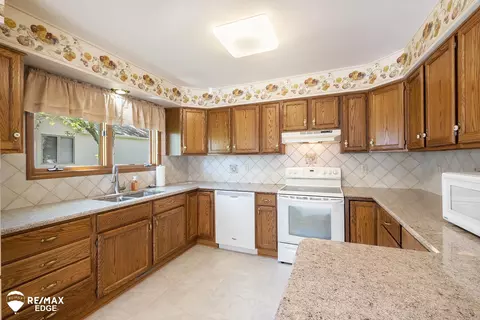 Kitchen - 1141 Shalin, Davison, MI 48423 photo 1 of 1