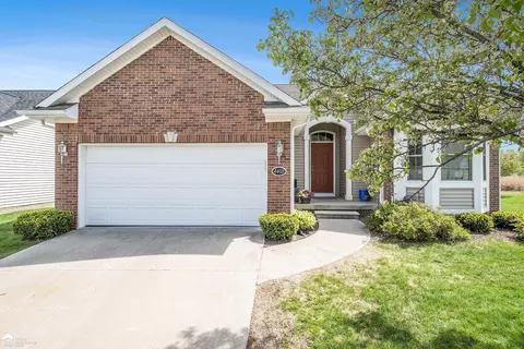 4408 Cross Crk, Burton, MI 48509