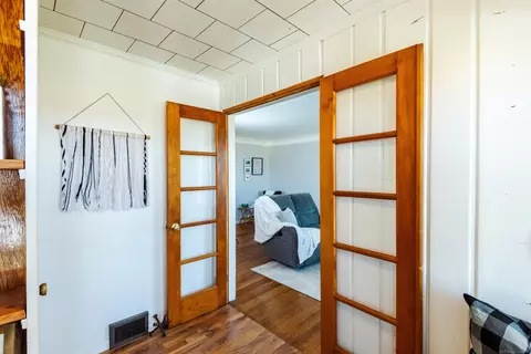 Entry Way - 410 E Nicol, Sandusky, MI 48471 photo 1 of 5