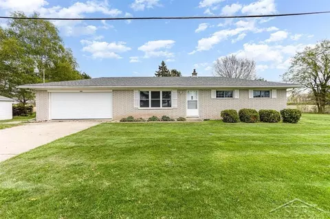 5630 N N Ctr, Saginaw, MI 48604