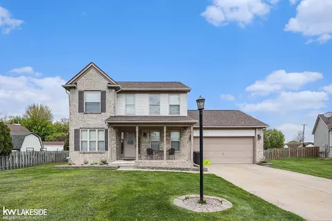 21735 Cherry Blossom, Macomb, MI 48044