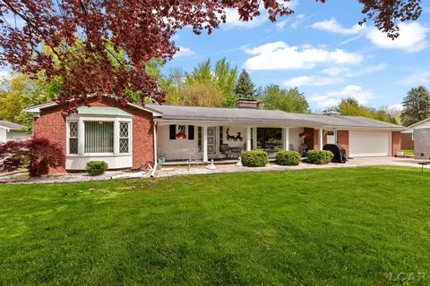 465 N N Ln, Blissfield, MI 49228