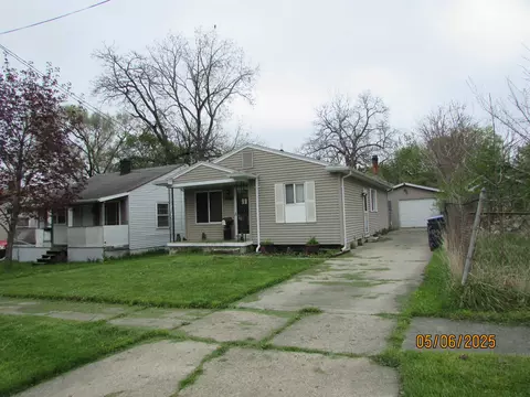 921 Johnson, Flint, MI 48532 photo 2