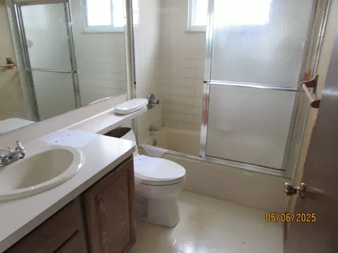 921 Johnson, Flint, MI 48532 photo 15