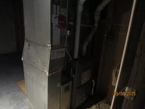 921 Johnson, Flint, MI 48532 photo 21
