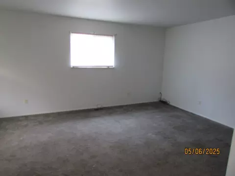 921 Johnson, Flint, MI 48532 photo 7