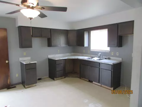 921 Johnson, Flint, MI 48532 photo 10