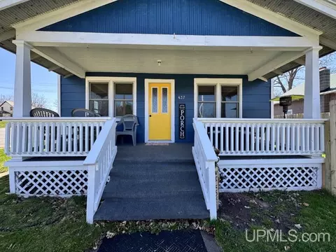 Exterior - 437 N Main, L'anse, MI 49946 photo 5 of 7