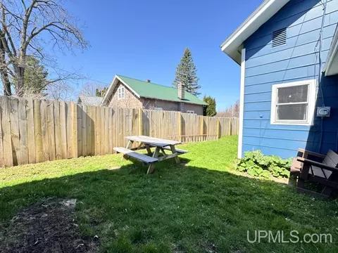 Exterior - 437 N Main, L'anse, MI 49946 photo 6 of 7