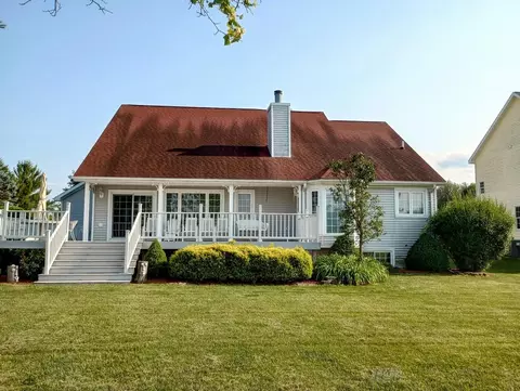 Exterior - 1726 Berkshire, Gladwin, MI 48624 photo 19 of 20
