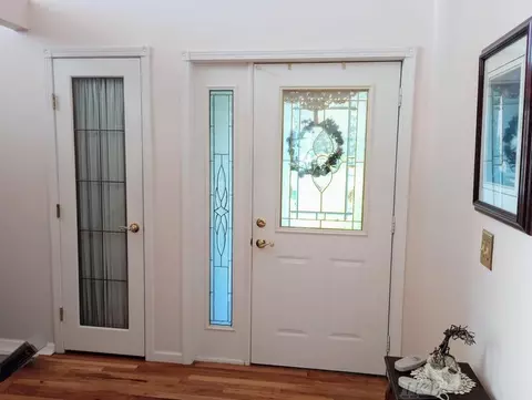 Entry Way - 1726 Berkshire, Gladwin, MI 48624 photo 3 of 3