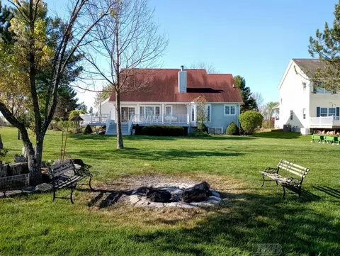 Exterior - 1726 Berkshire, Gladwin, MI 48624 photo 10 of 20
