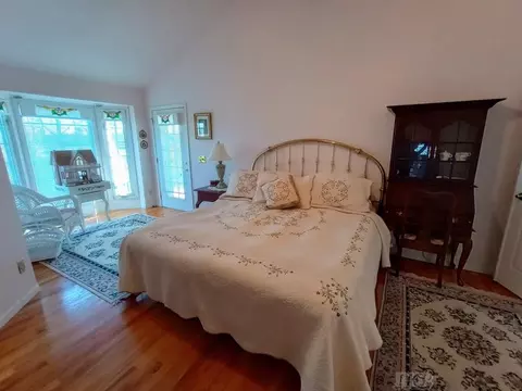 Bedroom - 1726 Berkshire, Gladwin, MI 48624 photo 1 of 6