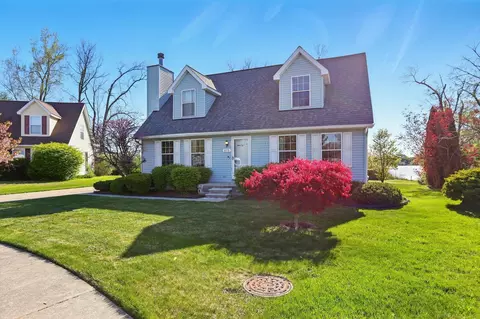 875 Barren Oaks, Pontiac, MI 48341
