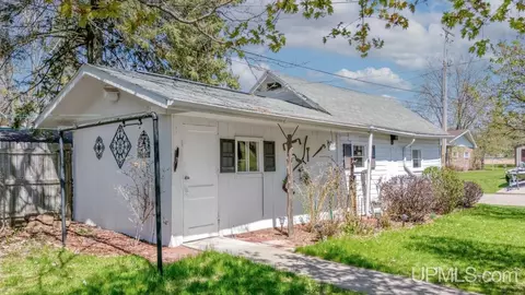 730 E Stanton, Iron Mountain, MI 49801 photo 30