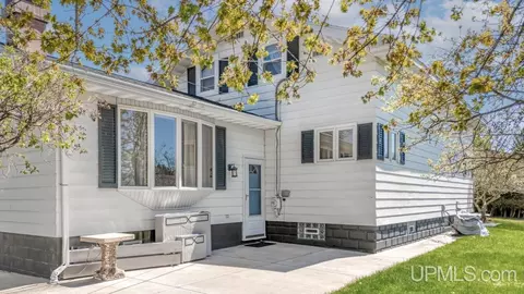 730 E Stanton, Iron Mountain, MI 49801 photo 29