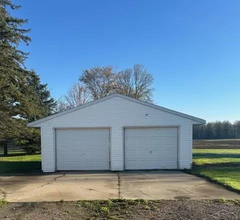 997 E Shaffer, Hope, MI 48628 photo 4