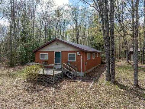 n3431 16 Mile Lake Road, Munising, MI 49862