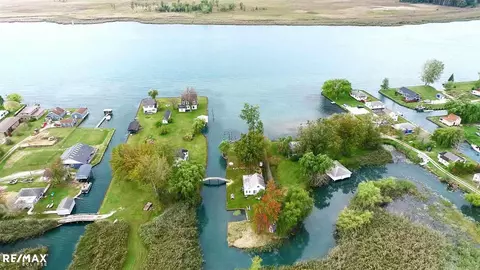 7090 S Channel, Harsens Island, MI 48028