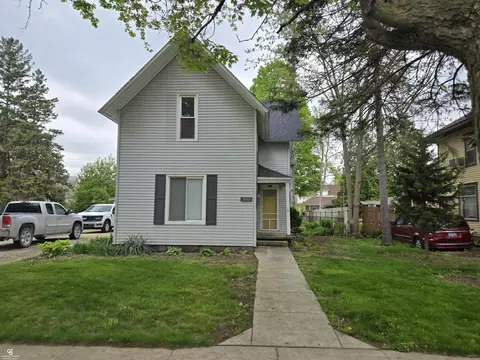 203 S Kennefic, Yale, MI 48097